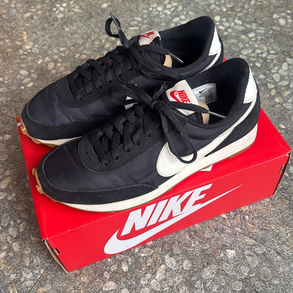 Nike Daybreak, Black, W7.5/M6